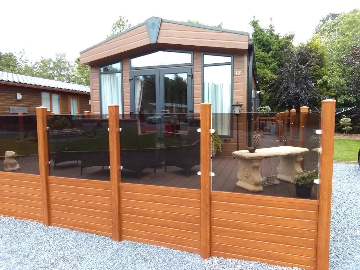 12 Burnside Lodge Auchterarder Exterior photo